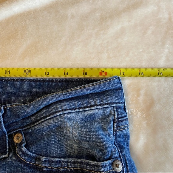 LEVI'S/ Red Tab Medium Wash Denim Capri Size 14 - Picture 11 of 13